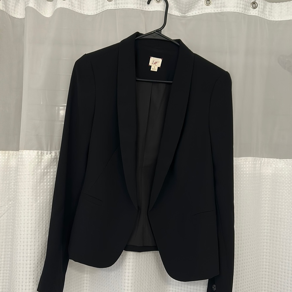 Cute open blazer